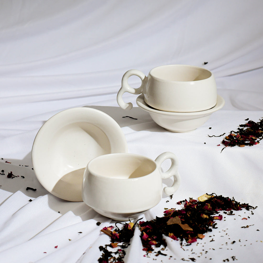 Mayra Cup and Saucer - White